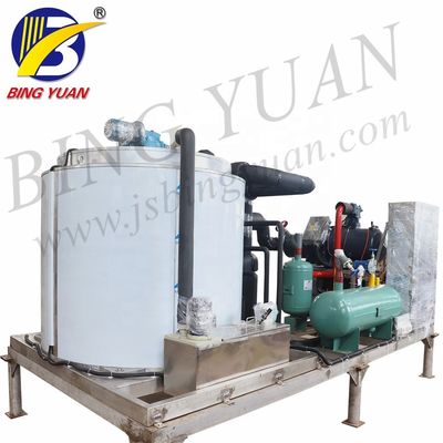 Μηχανή κατασκευαστών πάγου νιφάδων R404A 220V 3000KG, ψυκτική μηχανή νιφάδων νερού της θάλασσας